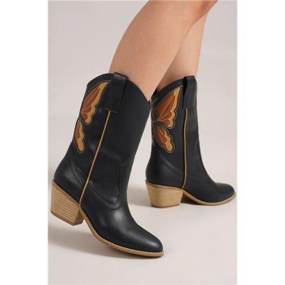 Beast Fashion‎ Butterfly Cut Detail Point Toe Boots